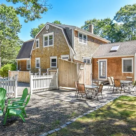 Large Great Location Dog Friendly Villa